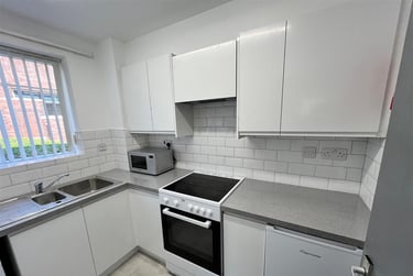 1 bed studio, Blackfriars Court, Newcastle Upon Tyne, Newcastle, NE14XB - Image 1